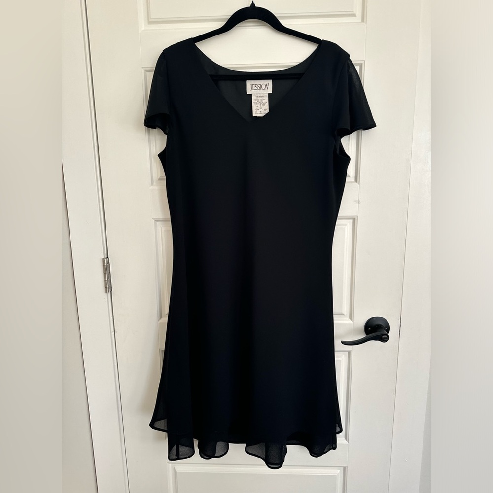 Jessica Black V-Neck Dress size 18